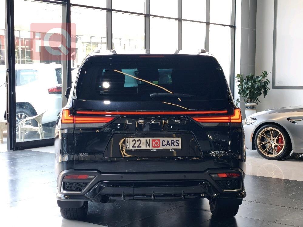 Lexus LX